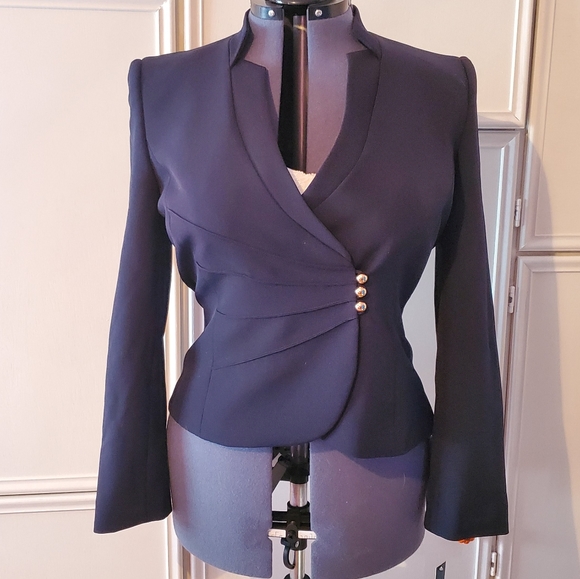 Tahari Jackets & Blazers - Tahari Tailored Navy Blazer NWT